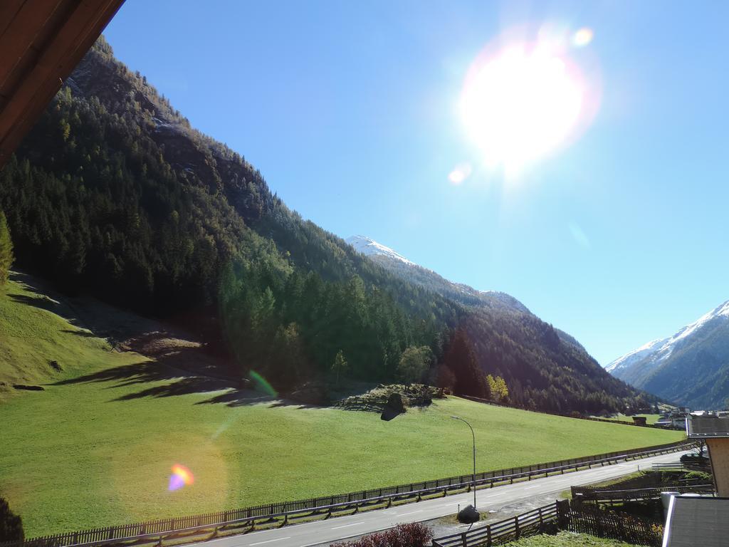 Aparthotel Haus Renate Kaunertal Zimmer foto