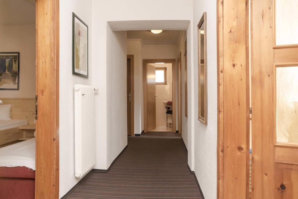 Aparthotel Haus Renate Kaunertal Zimmer foto